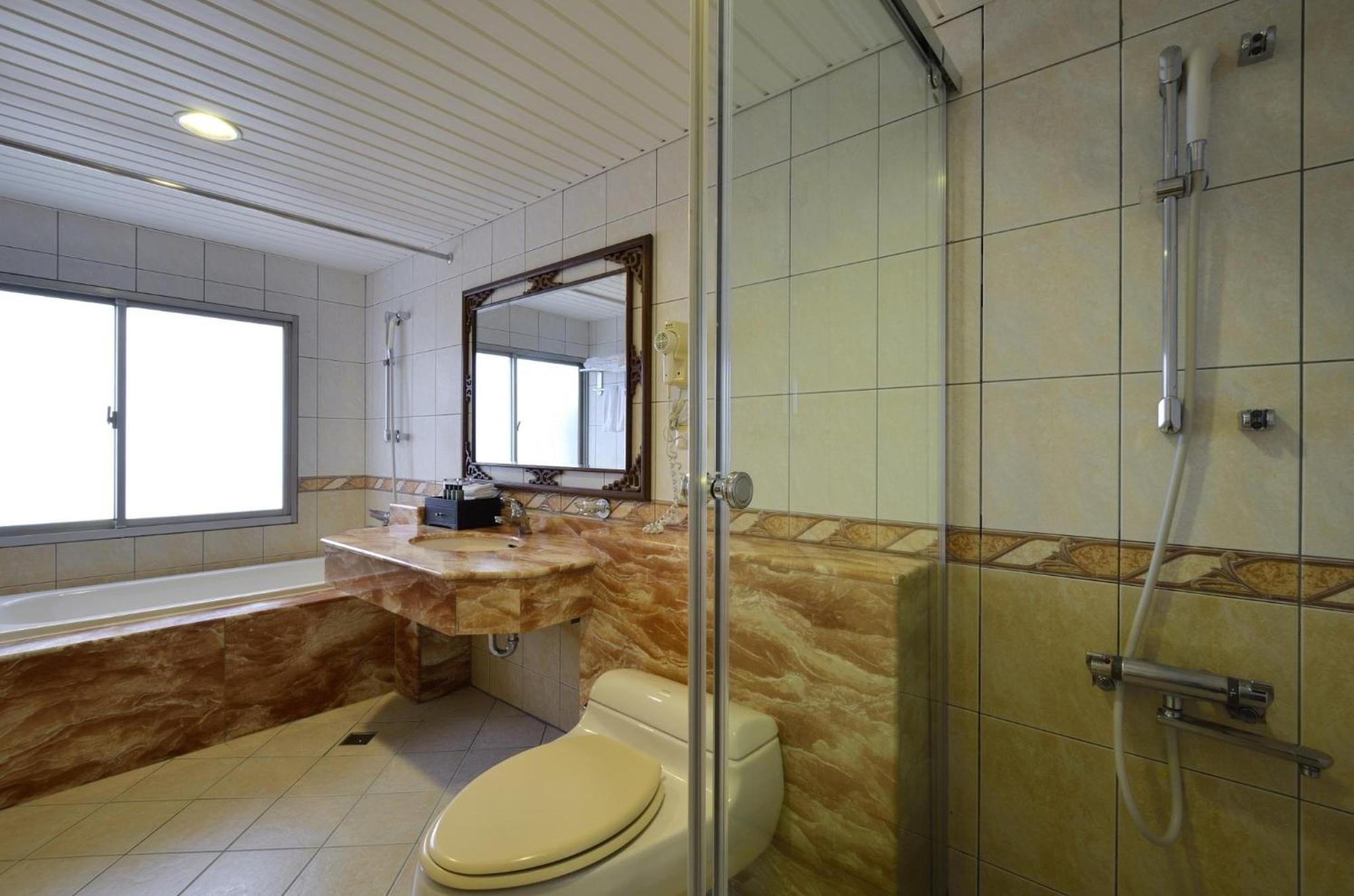 King'S Paradise Hotel Zhongli Zewnętrze zdjęcie